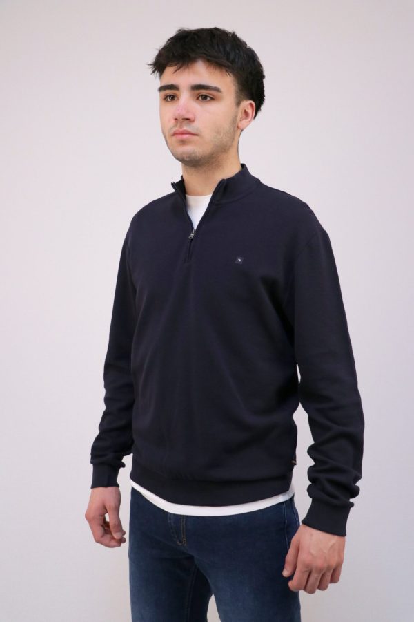 12240007-599-2_10194cb2-ad4a-4551-bc84-d77c7710316f